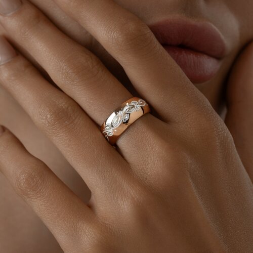 Обручальное кольцо из золочёного серебра с гравировкой из серебро — вид 3