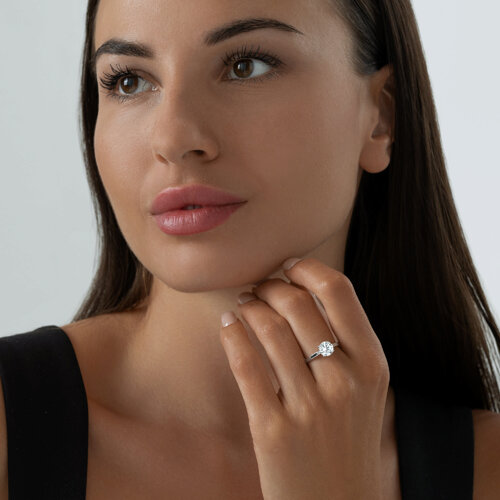 Серебряное помолвочное кольцо с фианитом из серебро — вид 4