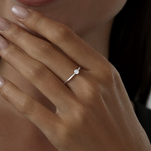 Помолвочное кольцо из серебра c фианитом из серебро — вид 5