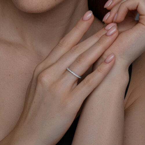 Кольцо из серебра с фианитами из серебро — вид 5