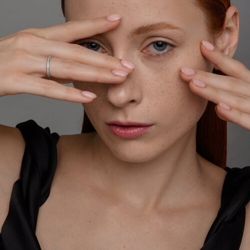 Кольцо из серебра с фианитами из серебро — вид 6