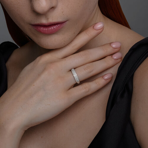 Кольцо из серебра с фианитами из серебро — вид 3