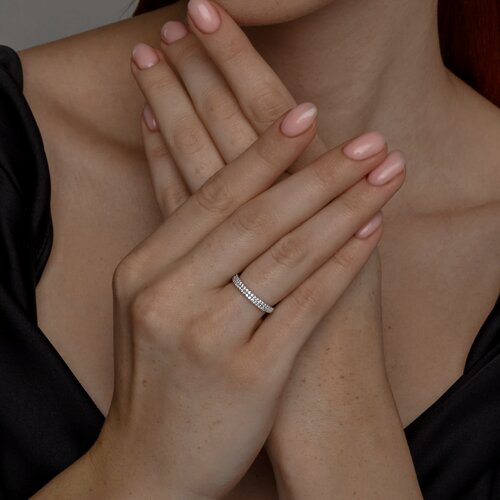 Серебряное кольцо с дорожкой фианитов из серебро — вид 4