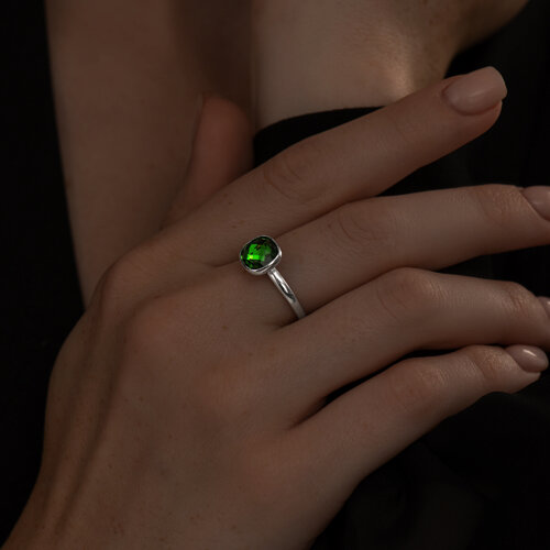 Кольцо из серебра с кристаллом из серебро — вид 2