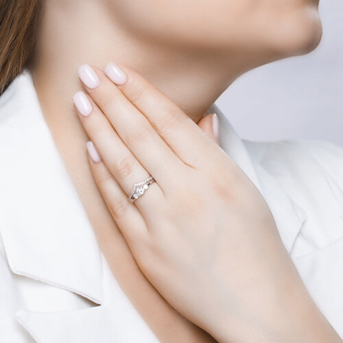 Кольцо из серебра с фианитами из серебро — вид 5