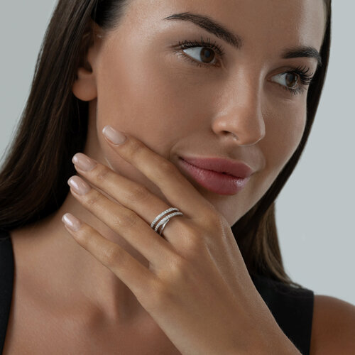 Кольцо из серебра с фианитами из серебро — вид 4