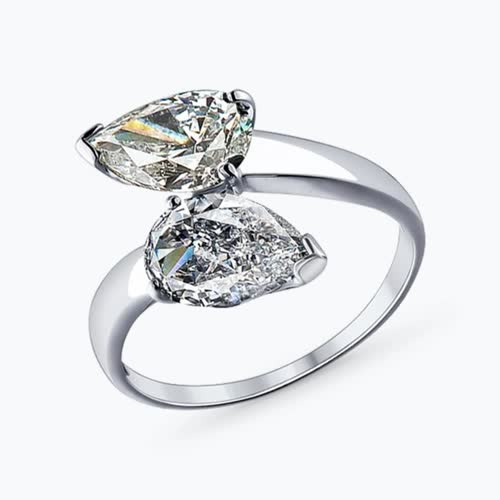 Кольцо из серебра с фианитами - видео на модели