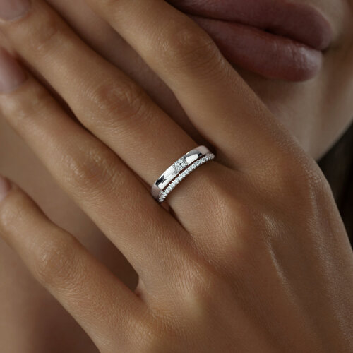 Кольцо из серебра с фианитами из серебро — вид 4