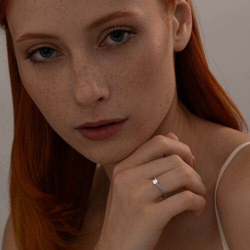 Кольцо из серебра с эмалью и фианитом из серебро — вид 3