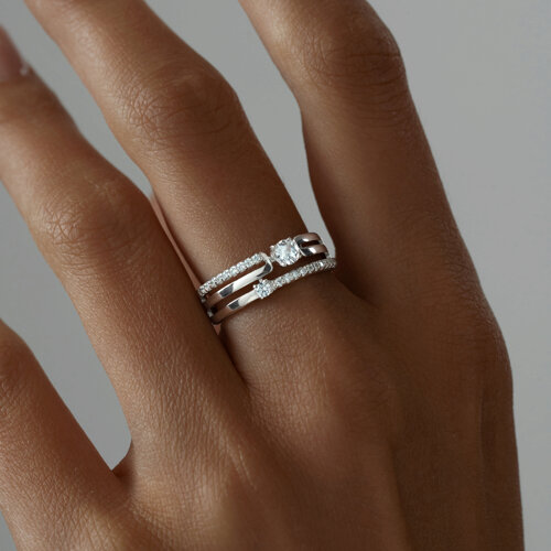 Кольцо из серебра с фианитами из серебро — вид 2