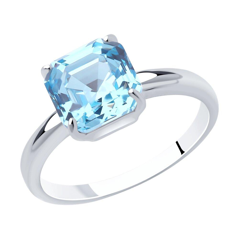 Кольцо из серебра с кристаллом - видео на модели