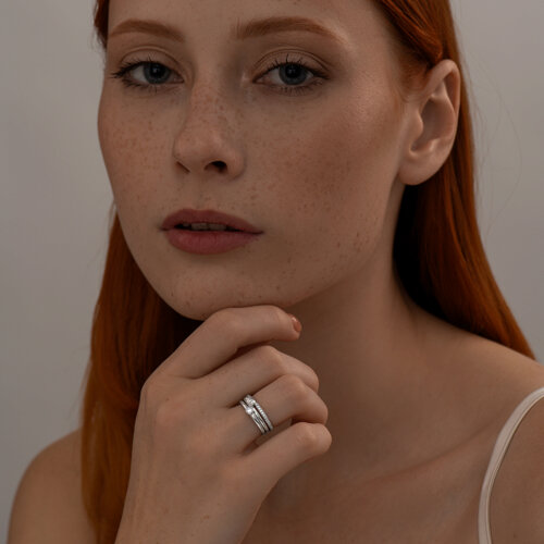 Кольцо из серебра с фианитами из серебро — вид 4