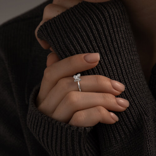 Кольцо из серебра с фианитами из серебро — вид 4