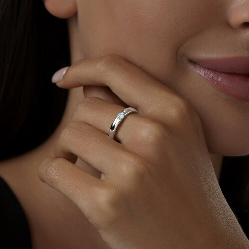 Кольцо из серебра с фианитом из серебро — вид 4