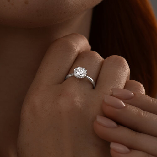 Кольцо из серебра с фианитом из серебро — вид 2