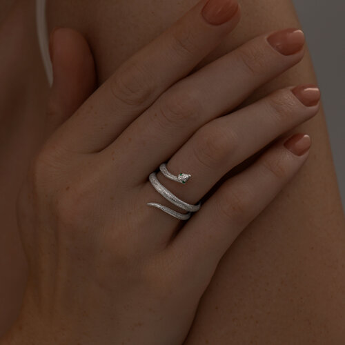 Кольцо из серебра с фианитами из серебро — вид 4