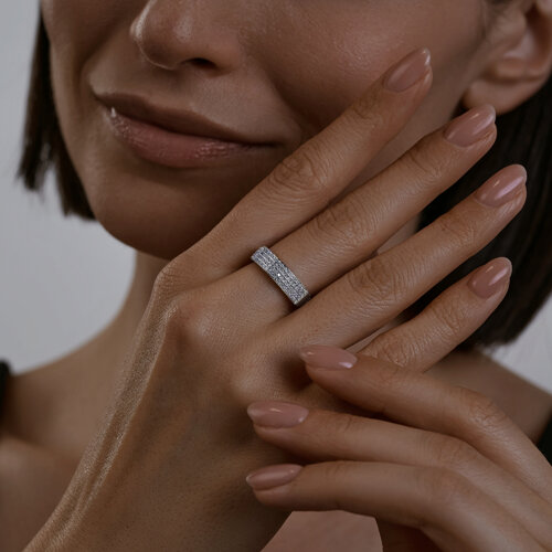 Кольцо из серебра с фианитами из серебро — вид 2