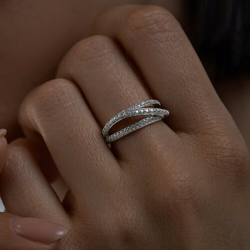 Кольцо из серебра с фианитами из серебро — вид 2