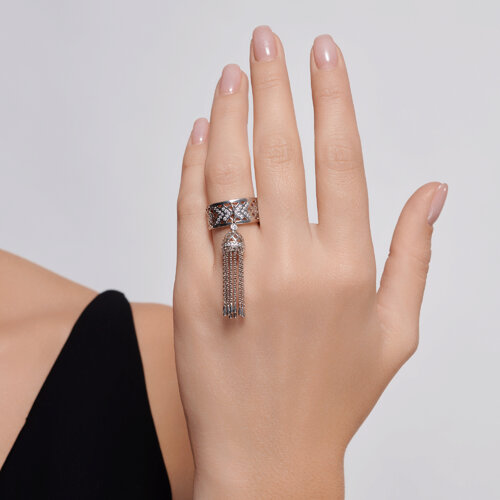 Кольцо из серебра с фианитами из серебро — вид 4