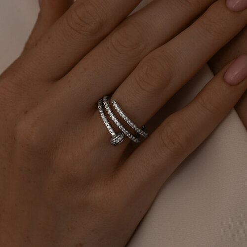 Кольцо из серебра с фианитами из серебро — вид 2