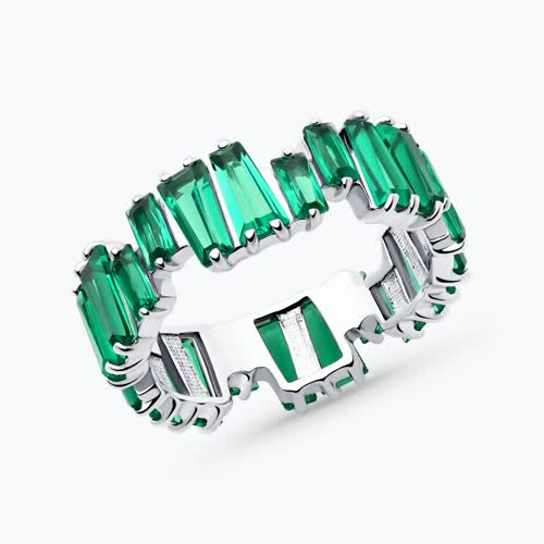 Кольцо из серебра с фианитами - видео на модели