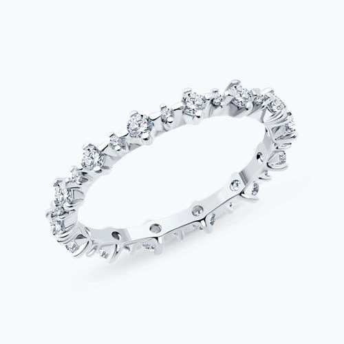 Кольцо из серебра с фианитами - видео на модели