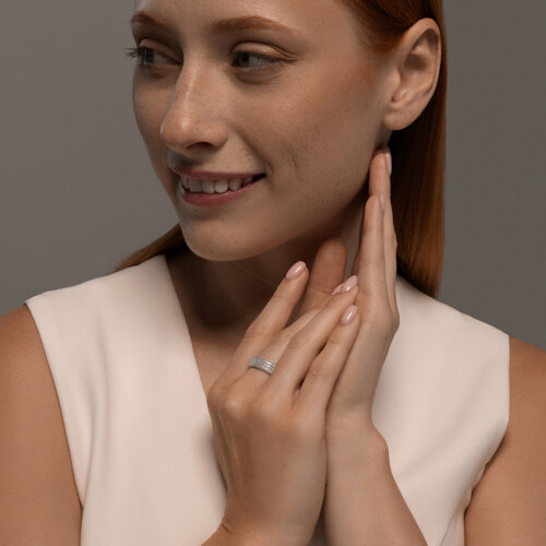 Кольцо из серебра с фианитами из серебро — вид 5