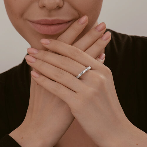 Кольцо из серебра с фианитами из серебро — вид 3