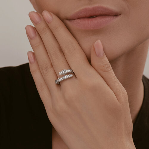 Кольцо из серебра с фианитами из серебро — вид 3