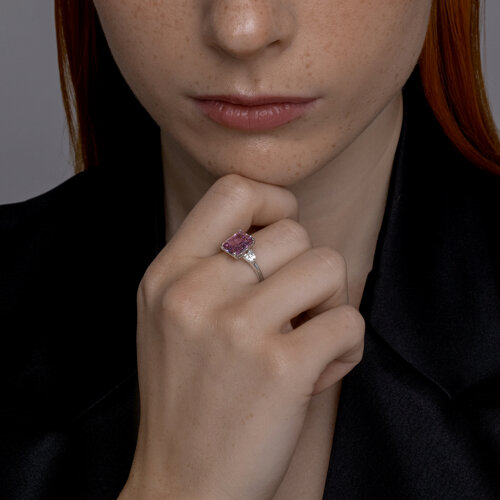 Кольцо из серебра с фианитами из серебро — вид 4