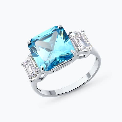 Кольцо из серебра с фианитами - видео на модели