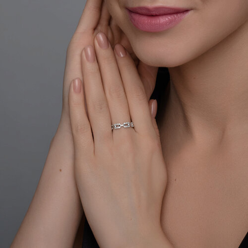 Кольцо из серебра с фианитами из серебро — вид 4