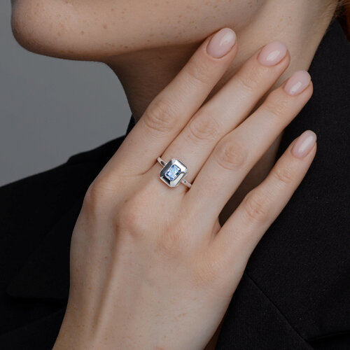 Кольцо из серебра с фианитом из серебро — вид 4