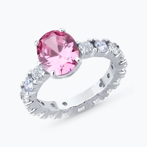 Кольцо из серебра с фианитами - видео на модели