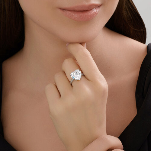 Кольцо из серебра с фианитами из серебро — вид 4