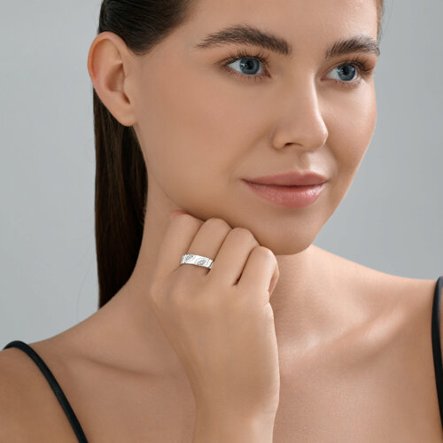 Кольцо из серебра с фианитами и эмалью из серебро — вид 5