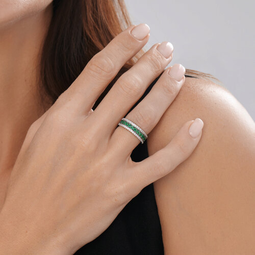 Кольцо из серебра с фианитами из серебро — вид 4