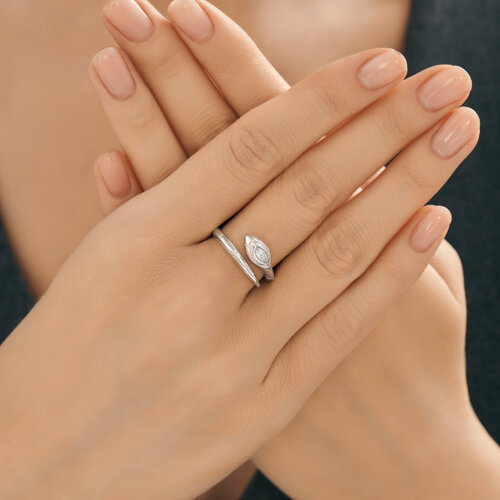 Кольцо из серебра с фианитом из серебро — вид 4