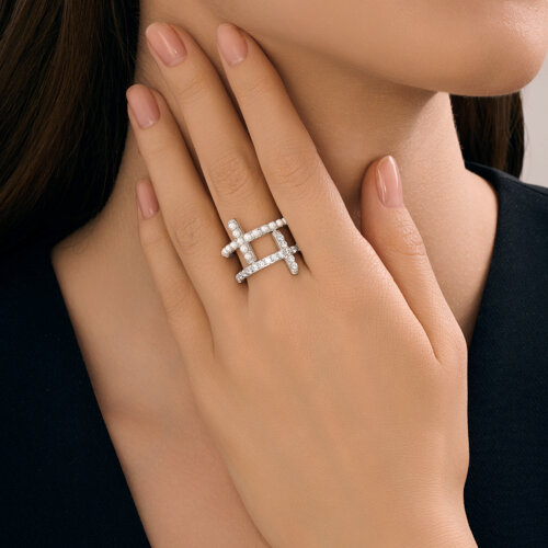 Кольцо из серебра с синтетическим жемчугом и фианитами из серебро — вид 4