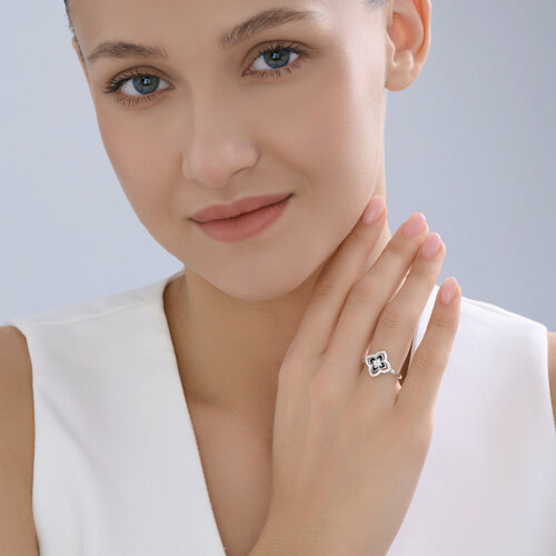 Кольцо из серебра с фианитами и эмалью из серебро — вид 5