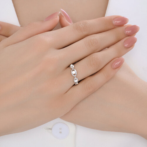 Кольцо из серебра с фианитами из серебро — вид 3