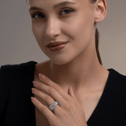 Кольцо из серебра с фианитами из серебро — вид 4