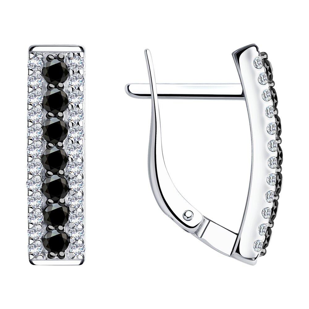 Серьги из серебра с чёрными фианитами - видео на модели