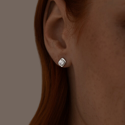 Серьги-пусеты из серебра с фианитами из серебро — вид 2