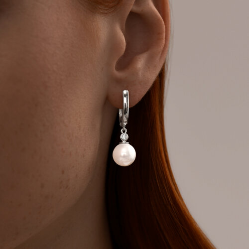 Серьги из серебра с жемчугом и фианитами из серебро — вид 2