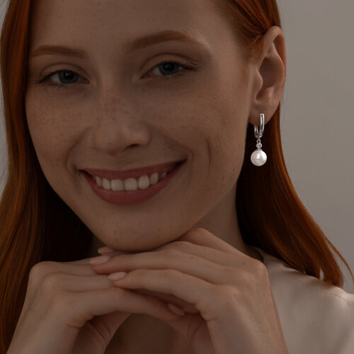 Серьги из серебра с жемчугом и фианитами из серебро — вид 3