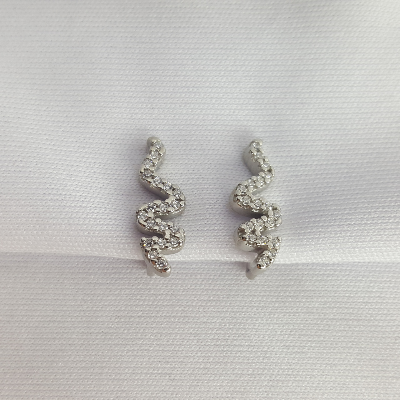 серьги - видео на модели