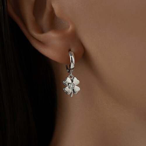 Серьги из серебра с фианитами из серебро — вид 2