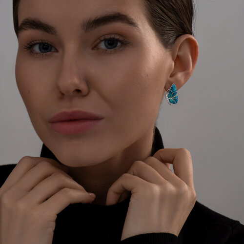 Серьги из серебра с фианитами и эмалью из серебро — вид 3