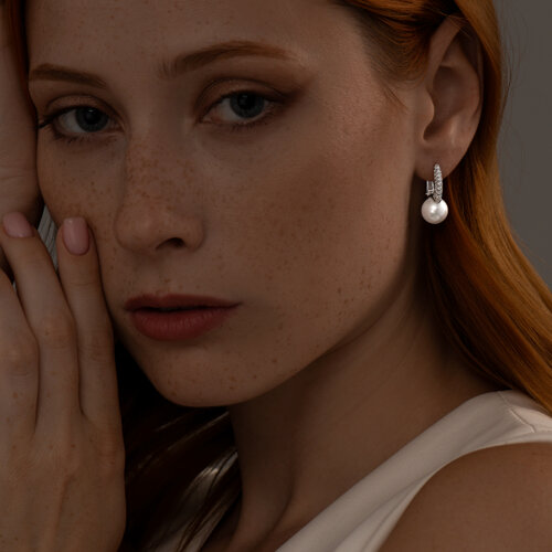 Серьги из серебра с жемчугом и фианитами из серебро — вид 4